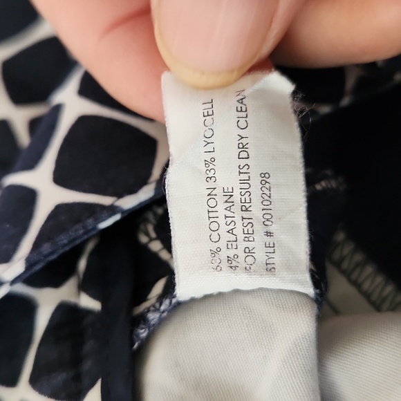 Club Monaco cropped skinny pants - Picture 6 of 6